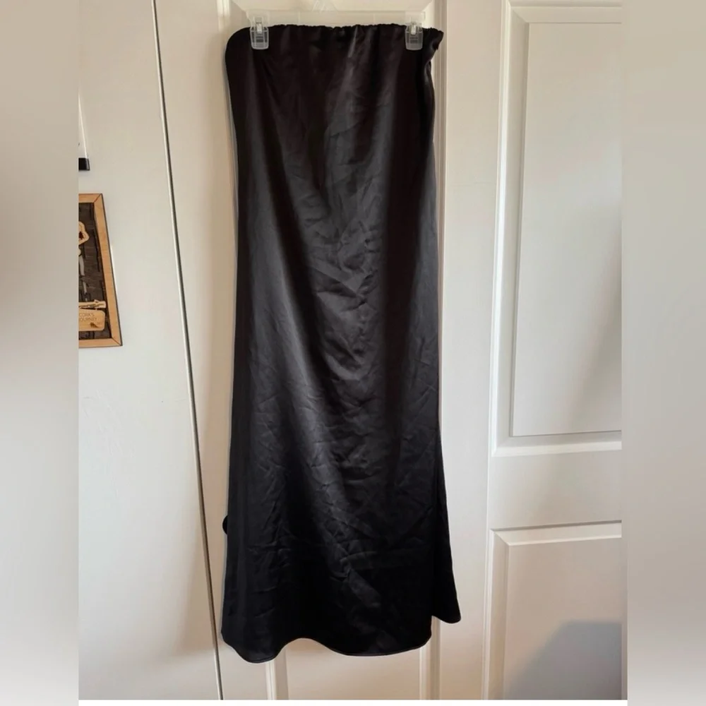 Black Tube Satin Maxi Dress - Picture 6 of 6